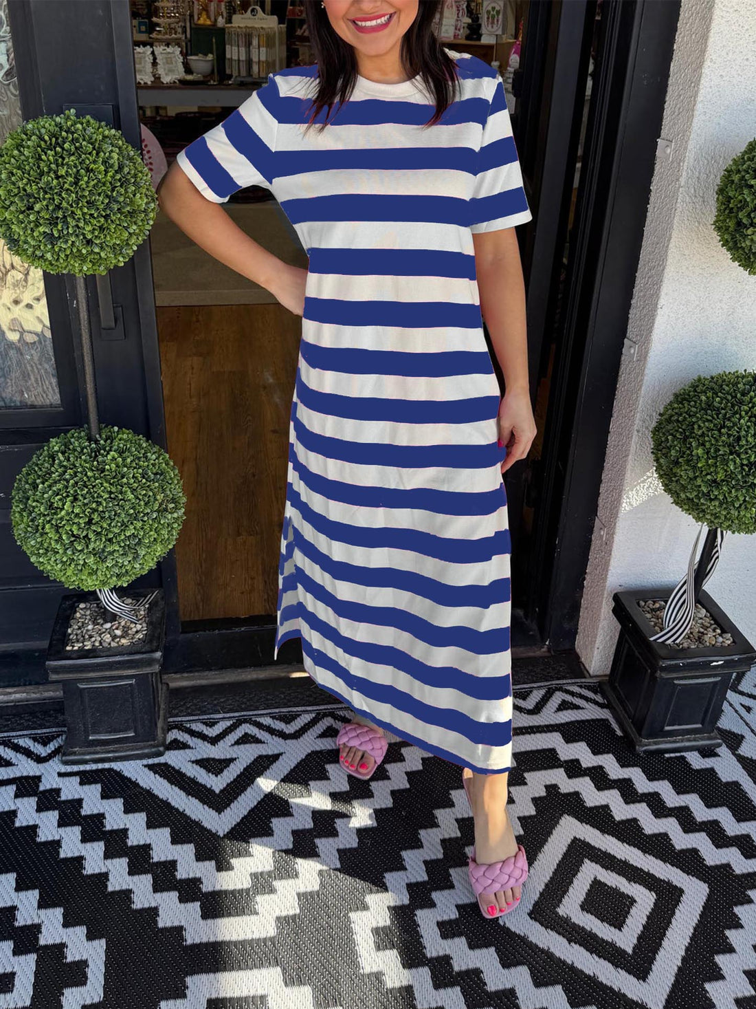 Women's Short Sleeve Striped Slit Dress