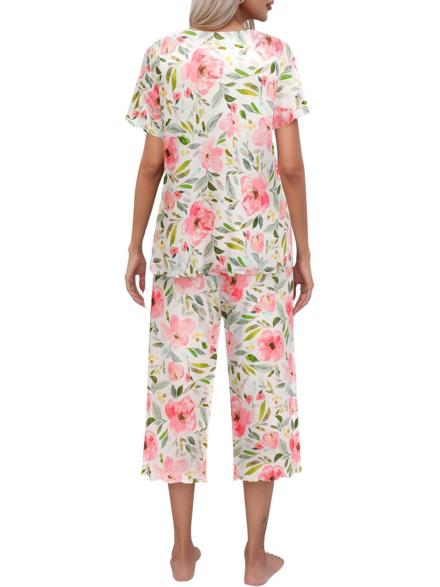 Women's Printed Short Sleeve Top with Capri Pants Lounge & Sleepwear Set