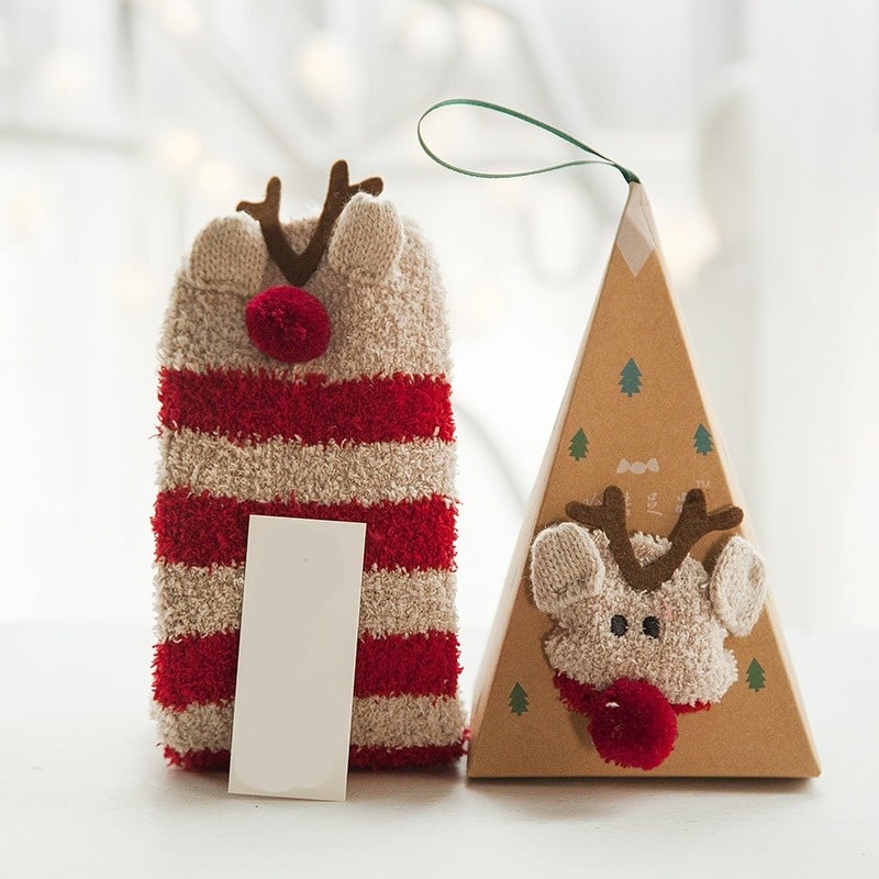🦌💖Reindeer Socks  & Cozy Fuzzy Christmas Socks - Custom Holiday Socks Gift Ideas for Women Teens Friends Stocking Stuffers