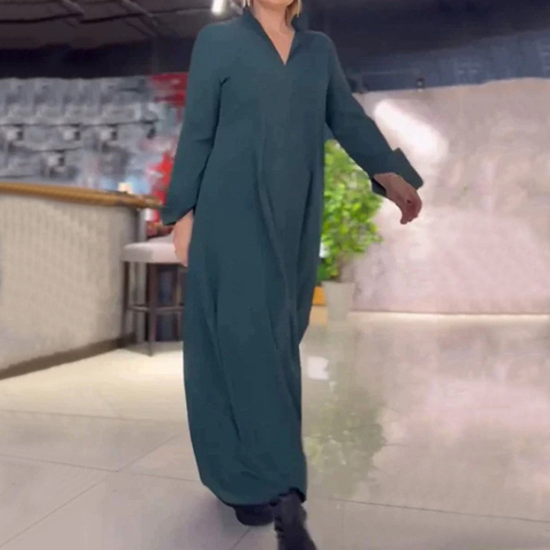 Loose Long Dress With Slits On The Sides