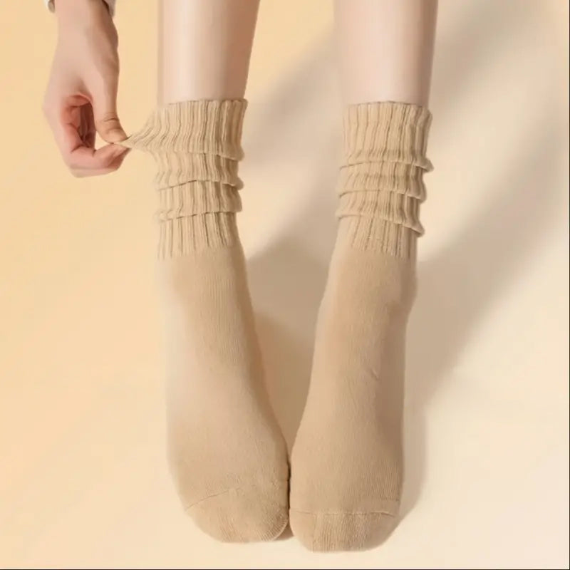 Women’s Solid Crew Socks (6 pairs)