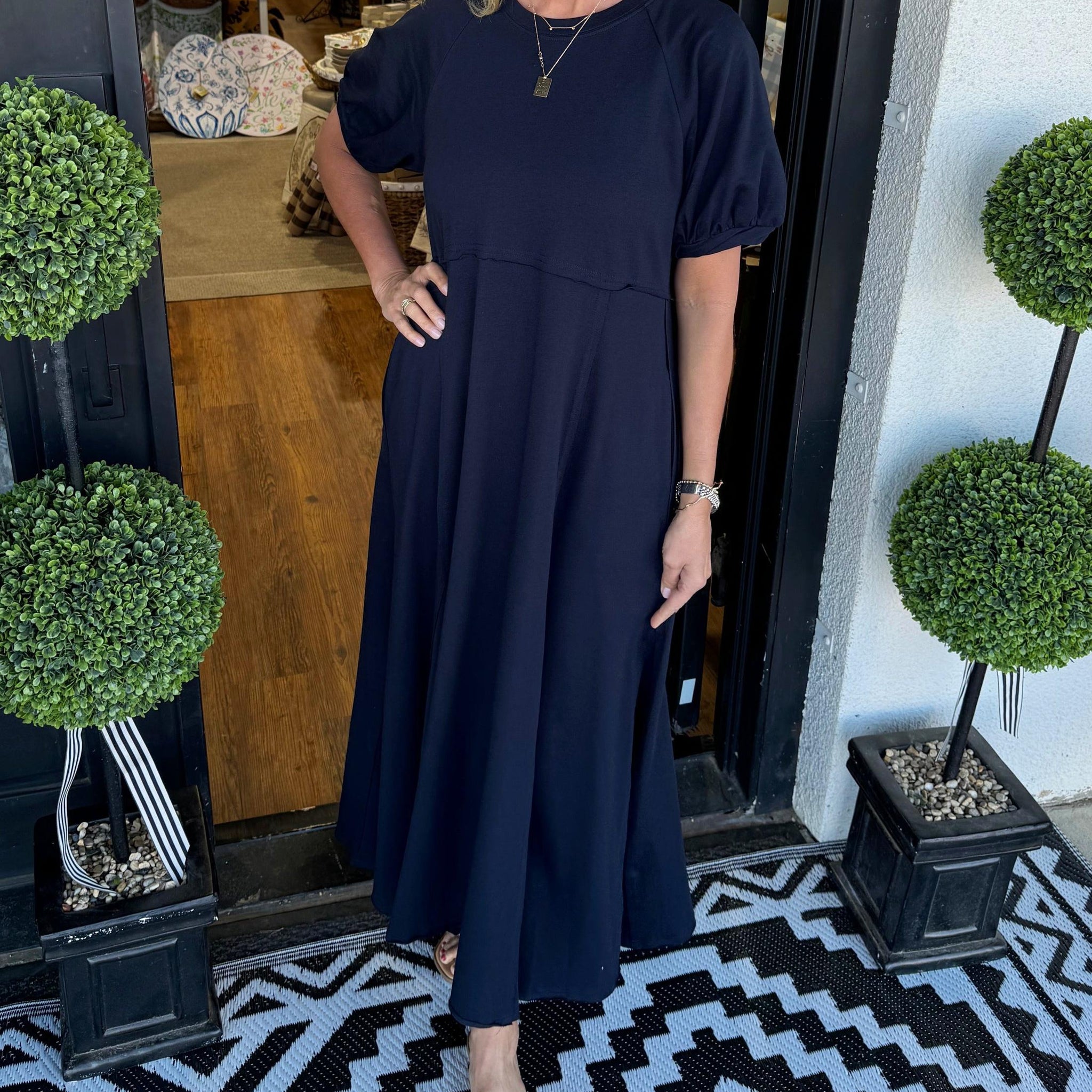 Women's Solid Color Puff Sleeve Round Neck Long Dress
