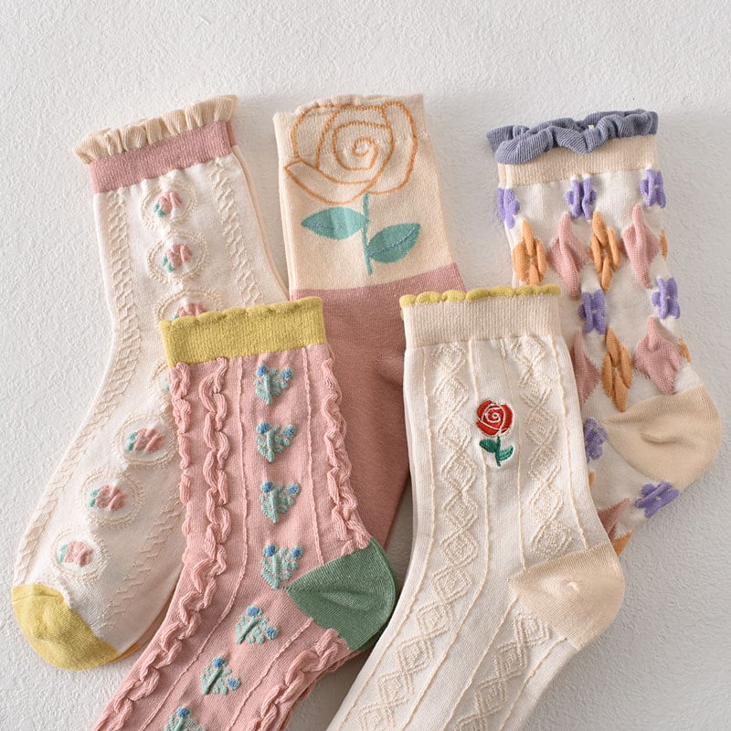 5 Pairs Of Women's Pink Floral Cotton Socks