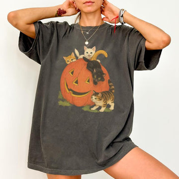 Vintage 90s Cat Halloween Comfort Colors Shirt