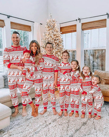 Red Elk Family Pajamas 2-piece Set