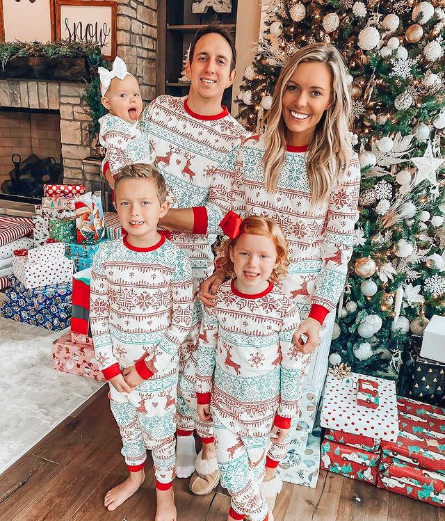 Elk Family Pajamas 2-piece Set (No Hat)