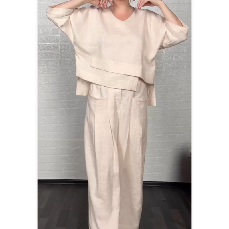V-Neck Three-Quarter Sleeve Top & Pocket Wide-Leg Pants (2PCS Set)