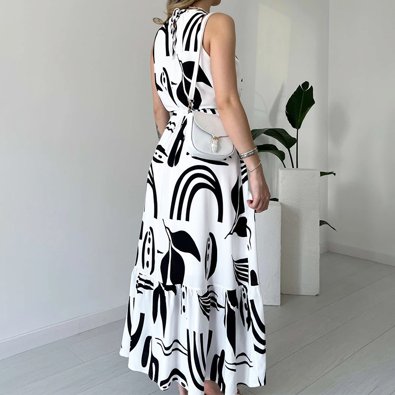 Women’s Sleeveless Black and White Maxi Dress