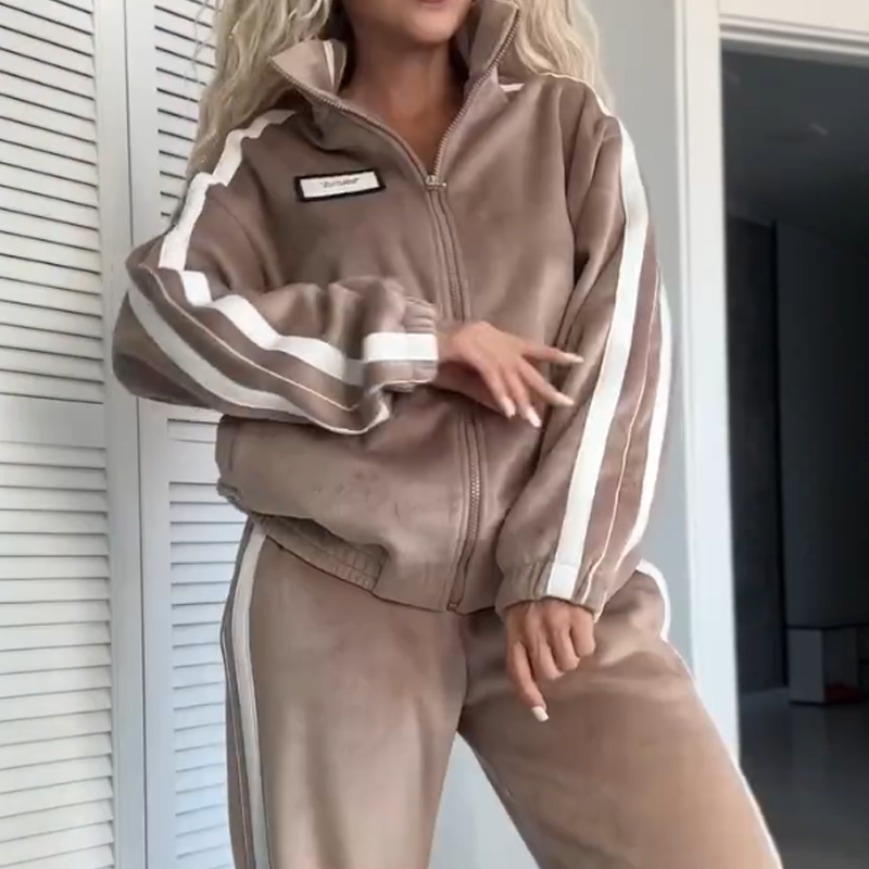 Two Piece Set Consisting Of Jacket And Trousers With Elasticated Waistband And Colour Block Design