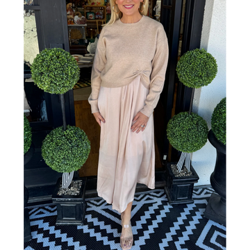 Women’s Best-Selling 2-Piece Set – Twist-Knot Top & Flowing Maxi Dress